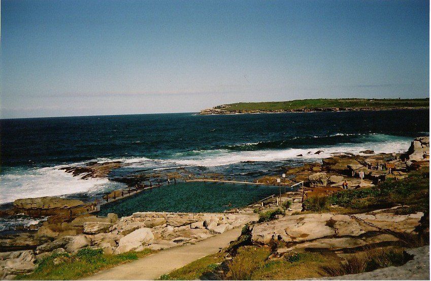 Mahon Pool, an ocean rock pool on the rocks north of Maroubra Beach