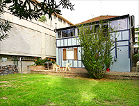 Backyard at Sydney Beach Side